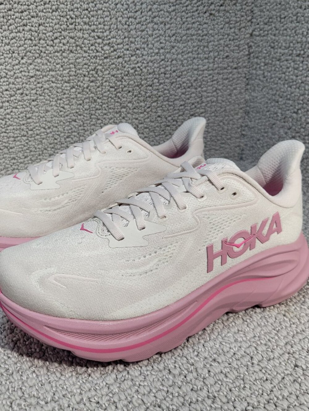 Hoka One One Clifton 10 Women’s Size 11B Rose Cream/Dried Rose 1162050 RMDO - Picture 1 of 11